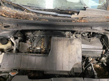 Load image into Gallery viewer, AIR CLEANER BOX Murano Murano Cross Cabriolet Quest 2009-2012 - 1312898
