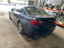 Load image into Gallery viewer, STEERING WHEEL BMW 528i 2013 13 - 1311366
