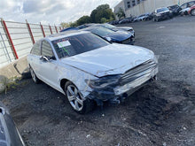 Load image into Gallery viewer, PLASTIC ENGINE COVER Audi A6 2012 12 - 1310361
