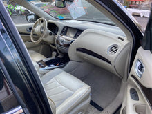 Load image into Gallery viewer, CONSOLE LID Infiniti QX60 2014 14 - 1310536
