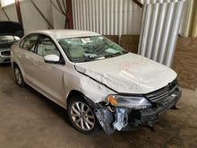 Load image into Gallery viewer, Console Lid GLI Jetta 2013 13 - 1311442
