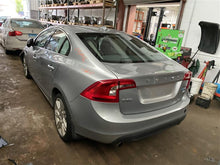 Load image into Gallery viewer, JACK Volvo S60 2012 12 - 1311517
