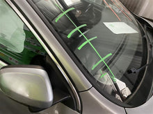 Load image into Gallery viewer, Console Volvo S60 2012 12 - 1311537
