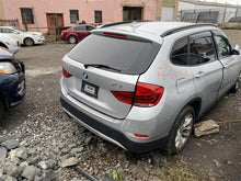 Load image into Gallery viewer, WINDSHIELD WIPER TRANSMISSION BMW X1 12 13 14 15 - 1312413
