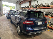 Load image into Gallery viewer, Air Bag ML350 ML450 ML550 ML63 12 13 14 15 Right - 1313320
