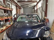 Load image into Gallery viewer, Quarter Panel Cut ML350 ML450 ML550 ML63 12 13 14 15 Left - 1313272
