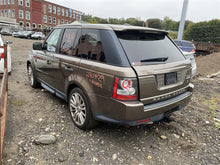Load image into Gallery viewer, TRANSFER CASE Land Rover LR3 LR4 Range Rover Sport 2005 05 2006 06 07 08 09 - 11 - 1312706
