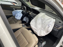 Load image into Gallery viewer, Quarter Panel Cut E250 Van E250D E300 E350 E400 E550 E63 10-16 Left - 1314431
