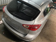 Load image into Gallery viewer, CARRIER ASSEMBLY Infiniti EX35 EX37 Q50 QX50 2008-2017 AWD - 1313019

