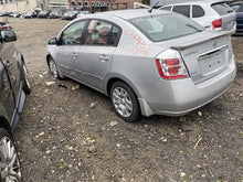 Load image into Gallery viewer, WINDSHIELD WASHER FLUID RESERVOIR BOTTLE Sentra 2007-2012 - 1312520
