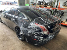 Load image into Gallery viewer, FUSE BOX Jaguar Vanden Pl XJ XJL XJR 2010 10 2011 11 2012 12 - 1315160
