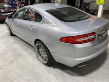Load image into Gallery viewer, RADIO ANTENNA Jaguar XF 2012 12 - 1316129
