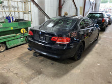 Load image into Gallery viewer, INDEPENDENT REAR SUSPENSION BMW 328i 330i 325i 2006 06 2007 07 08 - 11 Right - 1315441
