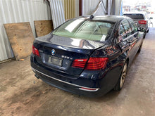 Load image into Gallery viewer, Quarter Panel Cut BMW 528i 535i 550i Active 5 M5 2011-2016 Right - 1315837
