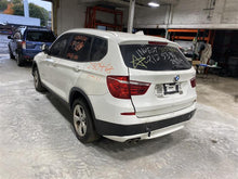 Load image into Gallery viewer, 2011 BMW X3 Floor Shifter - 1316340
