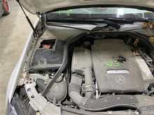 Load image into Gallery viewer, Quarter Panel Cut C250 C300 C350 C43 C63 15 16 17 18 19 20 Left - 1319663
