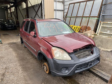 Load image into Gallery viewer, HEADLIGHT LAMP ASSEMBLY Honda CR-V 2005 05 2006 06 Right - 1320514
