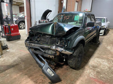Load image into Gallery viewer, TOW TRAILER HITCH Toyota Tacoma 2003 03 - 1320286
