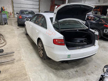 Load image into Gallery viewer, STEERING WHEEL Audi A4 2013 13 - 1318830
