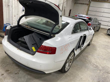Load image into Gallery viewer, Quarter Panel Cut Audi A5 S5 08 09 10 11 12 13 14 15 16 17 Left - 1320996
