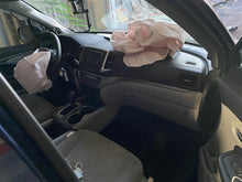 Load image into Gallery viewer, FRONT INTERIOR DOOR TRIM PANEL Honda Pilot 2016 16 - 1322468
