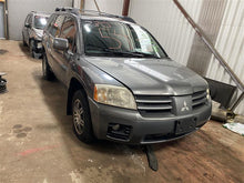 Load image into Gallery viewer, FRONT BUMPER Mitsubishi Endeavor 2004 04 2005 05 - 1325094
