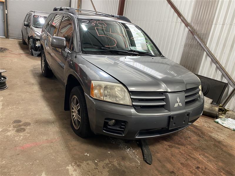 FRONT BUMPER Mitsubishi Endeavor 2004 04 2005 05 - 1325094