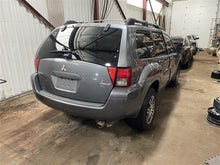 Load image into Gallery viewer, FRONT BUMPER Mitsubishi Endeavor 2004 04 2005 05 - 1325094
