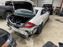 Load image into Gallery viewer, Quarter Panel Cut CLS500 CLS55 CLS550 CLS63 2006-2011 Left - 1326708
