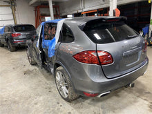 Load image into Gallery viewer, INFO-GPS SCREEN Porsche Cayenne 11 12 13 14 15 16 - 1325573
