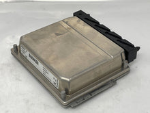 Load image into Gallery viewer, ECU ECM COMPUTER Volvo S60 V70 S70 2001 01 - NW63131

