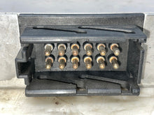 Load image into Gallery viewer, Radio  MERCEDES 300E 1993 - NW7500
