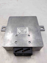 Load image into Gallery viewer, Radio  MERCEDES 300E 1993 - NW7501
