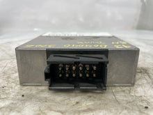 Load image into Gallery viewer, Radio  MERCEDES 300E 1993 - NW7501
