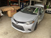 Load image into Gallery viewer, Quarter Panel Cut Toyota Corolla 14 15 16 17 18 19 Right - 1331710
