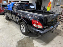 Load image into Gallery viewer, RADIATOR Toyota Tundra 2000 00 2001 01 2002 02 03 04 - 1328158

