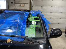 Load image into Gallery viewer, RADIATOR Toyota Tundra 2000 00 2001 01 2002 02 03 04 - 1328158
