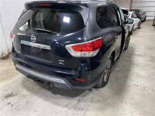 Load image into Gallery viewer, OUTER TAIL LIGHT LAMP Nissan Pathfinder 13 14 15 16 Right - 1328569
