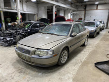 Load image into Gallery viewer, HEADLIGHT LAMP ASSEMBLY Volvo S80 99 00 01 02 03 04 05 06 Right - 1329481
