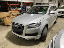 Load image into Gallery viewer, CARRIER ASSEMBLY Audi Q7 Volkswagen Touareg 11 12 13 14 15 - 1330557
