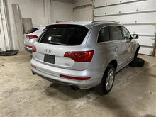 Load image into Gallery viewer, Air Bag Audi Q7 07 08 09 10 11 12 13 14 Right - 1330620
