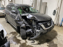 Load image into Gallery viewer, PLASTIC ENGINE COVER Nissan Pathfinder 2017 17 - 1329666
