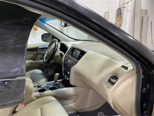 Load image into Gallery viewer, FRONT DOOR WINDOW REGULATOR POWER Pathfinder 2013-2020 Left - 1330788
