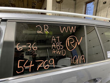 Load image into Gallery viewer, FUSE BOX Volkswagen Atlas Atlas CS 18 19 20 21 22 - 1330219
