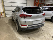 Load image into Gallery viewer, DASH PANEL Hyundai Tucson 2016 16 2017 17 2018 18 - 1330510
