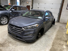 Load image into Gallery viewer, INTERIOR SUN VISORS Hyundai Tucson 2016 16 2017 17 2018 18 Left - 1331116
