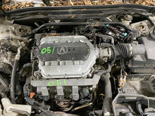 Load image into Gallery viewer, FRONT DOOR GLASS Acura TL 09 10 11 12 13 14 Left - 1332379
