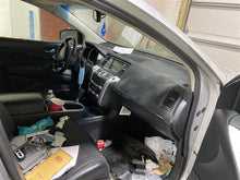 Load image into Gallery viewer, Front Door Nissan Murano 2009 - 1332465
