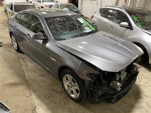 Load image into Gallery viewer, INDEPENDENT REAR SUSPENSION 528i 535i 550i Active 5 11-16 Left - 1332522
