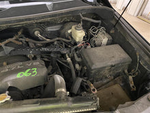 Load image into Gallery viewer, Console Toyota Tundra 07 08 09 10 11 12 13 - 1333164
